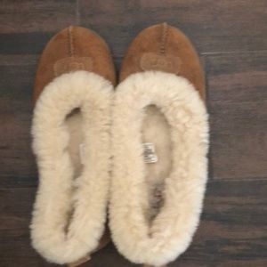Authentic Ugg House Shoes Sz 7